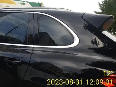 2015 Porsche Cayenne VIN: