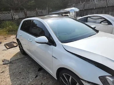 2016 Volkswagen Golf VIN: