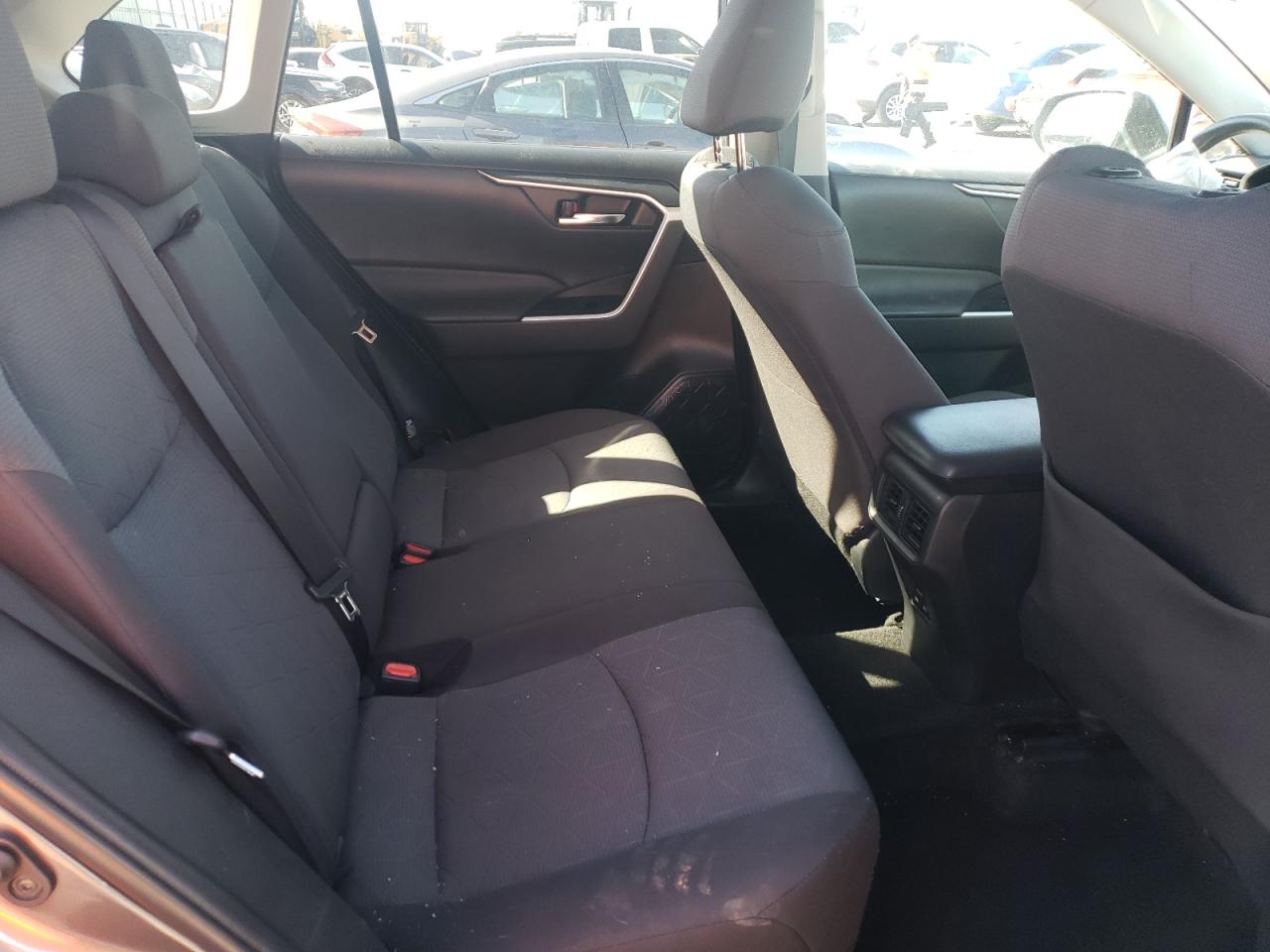 2022 TOYOTA RAV4 XLE VIN:2T3W1RFVXNC198654