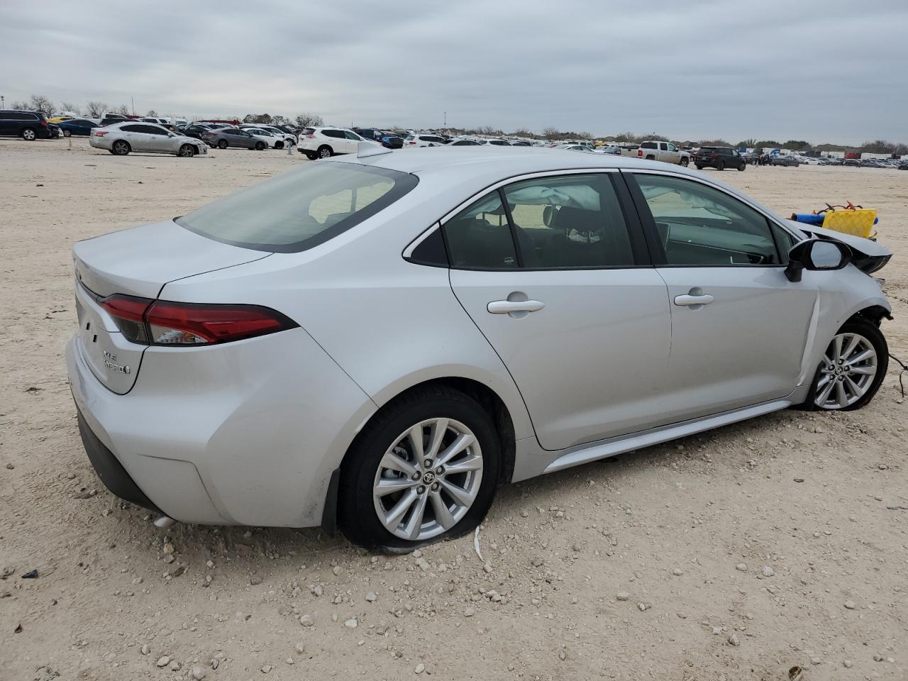 2024 TOYOTA COROLLA LE VIN:JTDBCMFE7RJ035474