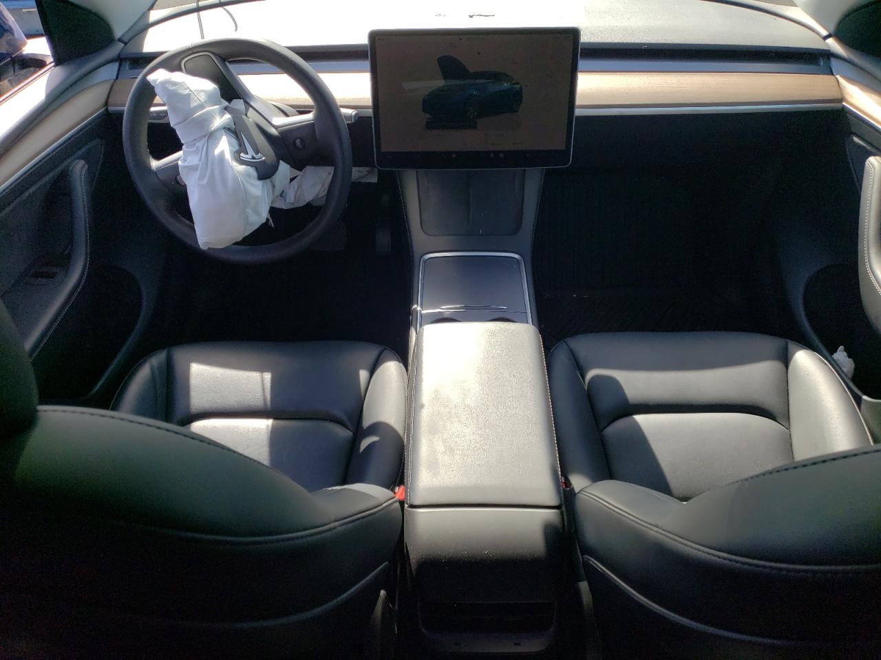 2023 TESLA MODEL Y  VIN:7SAYGDEE2PF592137