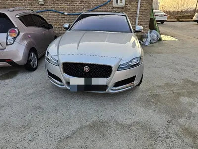 2016 Jaguar XF 929KMSAJBB4BN4GCY VIN:929KMSAJBB4BN4GCY