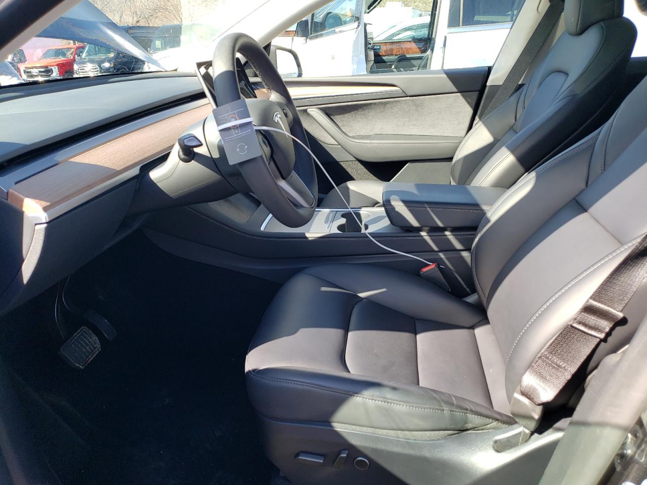 2024 TESLA MODEL Y  VIN:7SAYGDED3RF114643