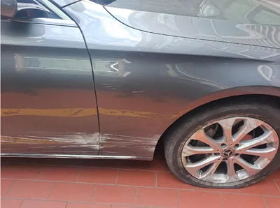 2019 Mercedes-Benz E 300 WDDZF4KB1KA559765 VIN:WDDZF4KB1KA559765