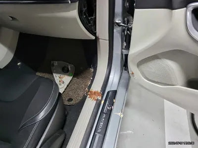 2016 Volvo V40 YV1MV79K0G2330795 VIN:YV1MV79K0G2330795