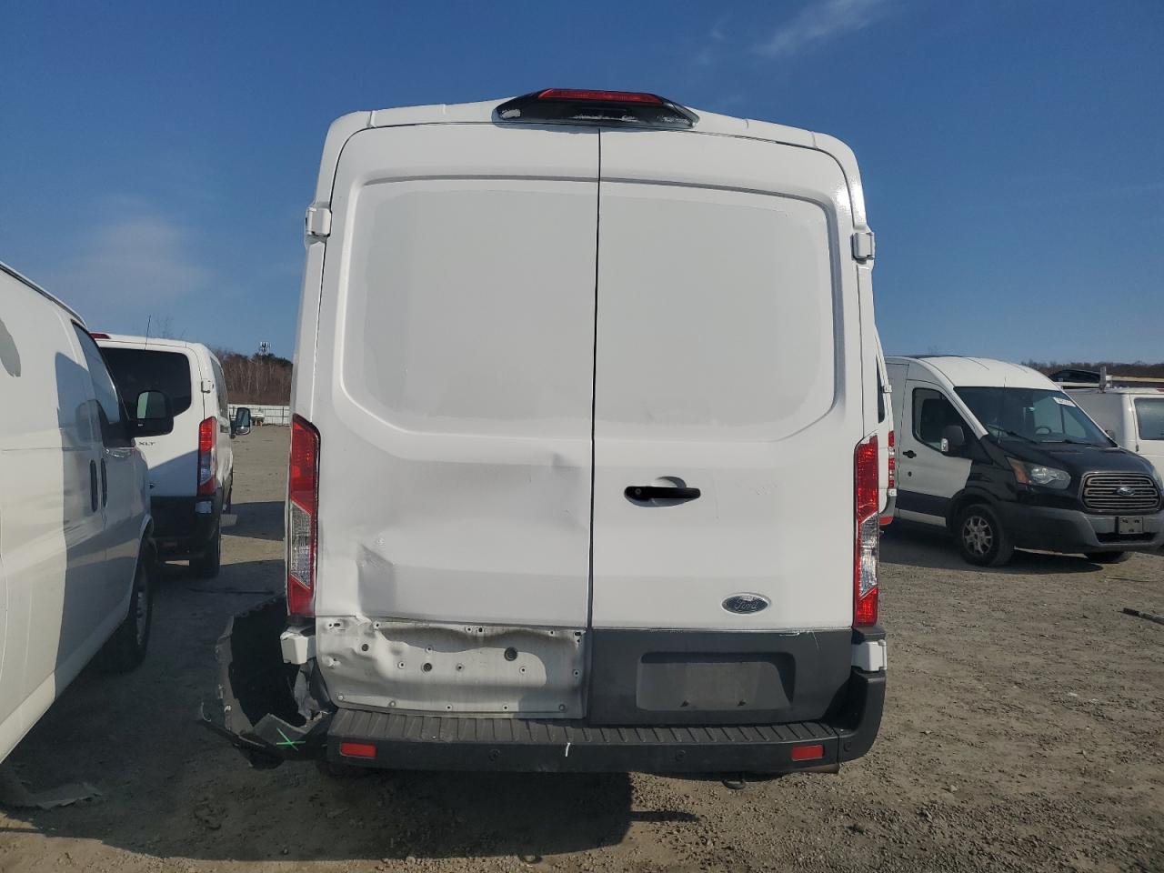 2022 FORD TRANSIT T-250 VIN:1FTBR1C82NKA17027