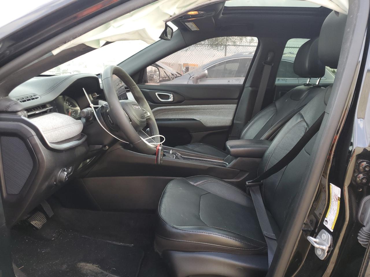2023 JEEP COMPASS LATITUDE LUX VIN:3C4NJDFN5PT528174