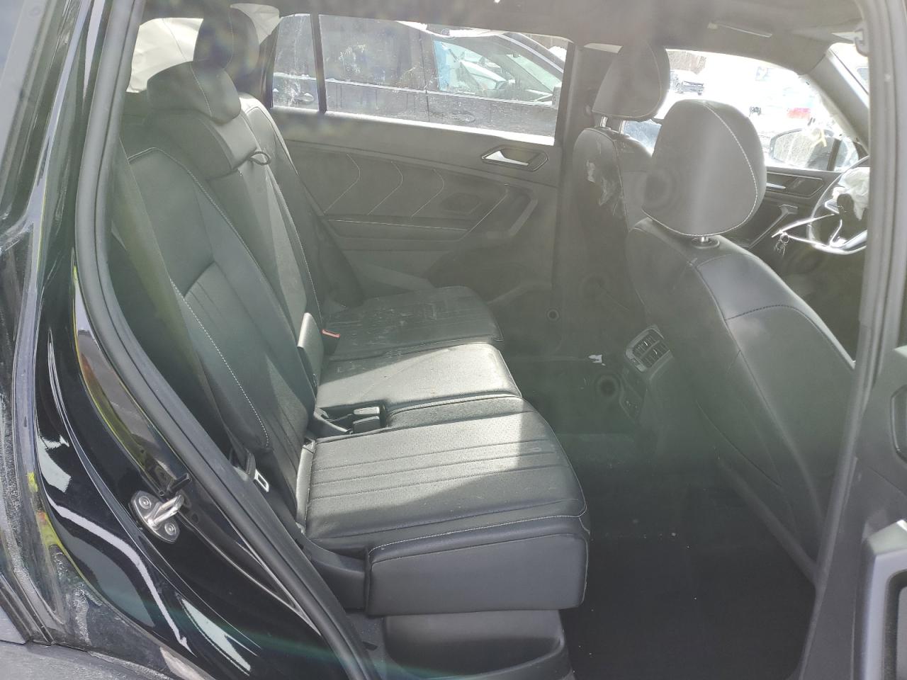 2023 VOLKSWAGEN TIGUAN SE R-LINE BLACK VIN:3VV8B7AX3PM027140