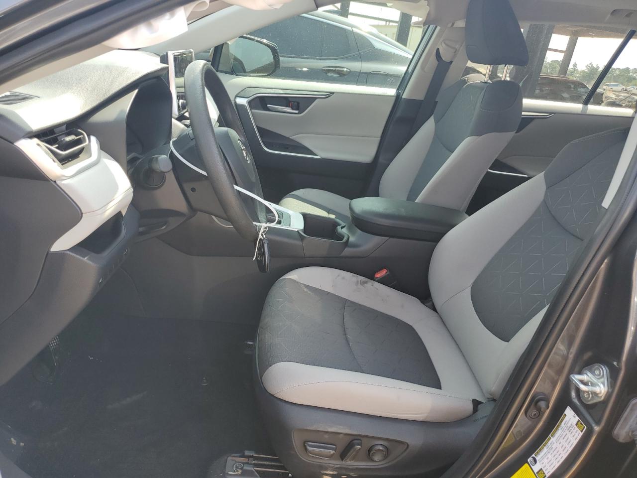 2023 TOYOTA RAV4 XLE VIN:2T3W1RFV3PW292277