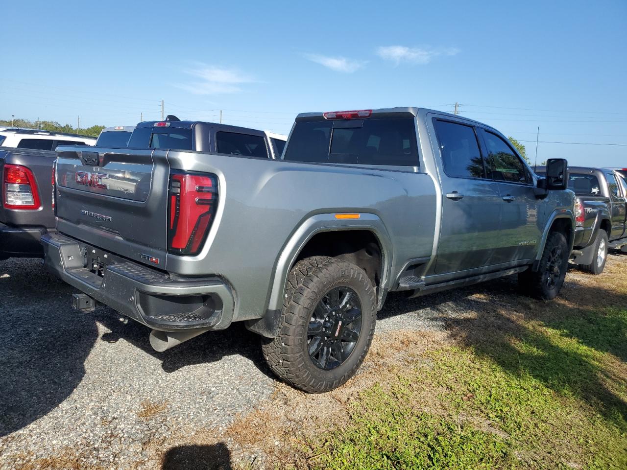 2024 GMC SIERRA K2500 AT4 VIN:1GT49PEY4RF466779