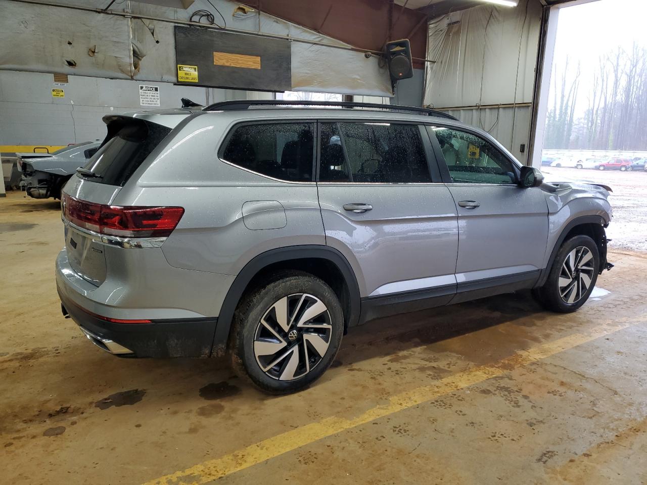 2024 VOLKSWAGEN ATLAS SE VIN:1V2KR2CA2RC563060