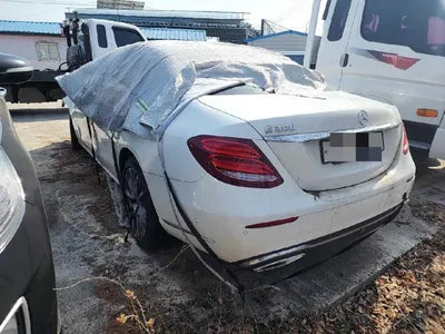 2017 Mercedes-Benz E 300 VIN: