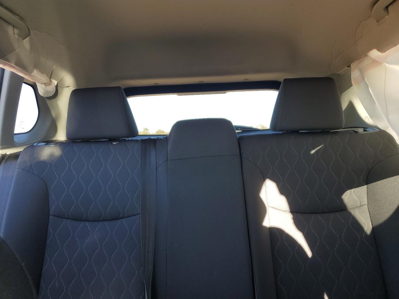 2022 TOYOTA COROLLA CROSS LE VIN:7MUCAAAG2NV019249