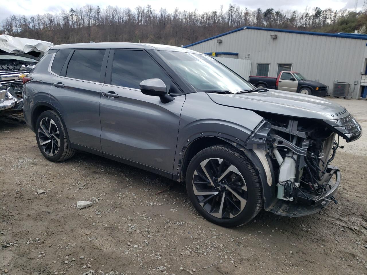 2022 MITSUBISHI OUTLANDER SE VIN:JA4J4UA87NZ047821
