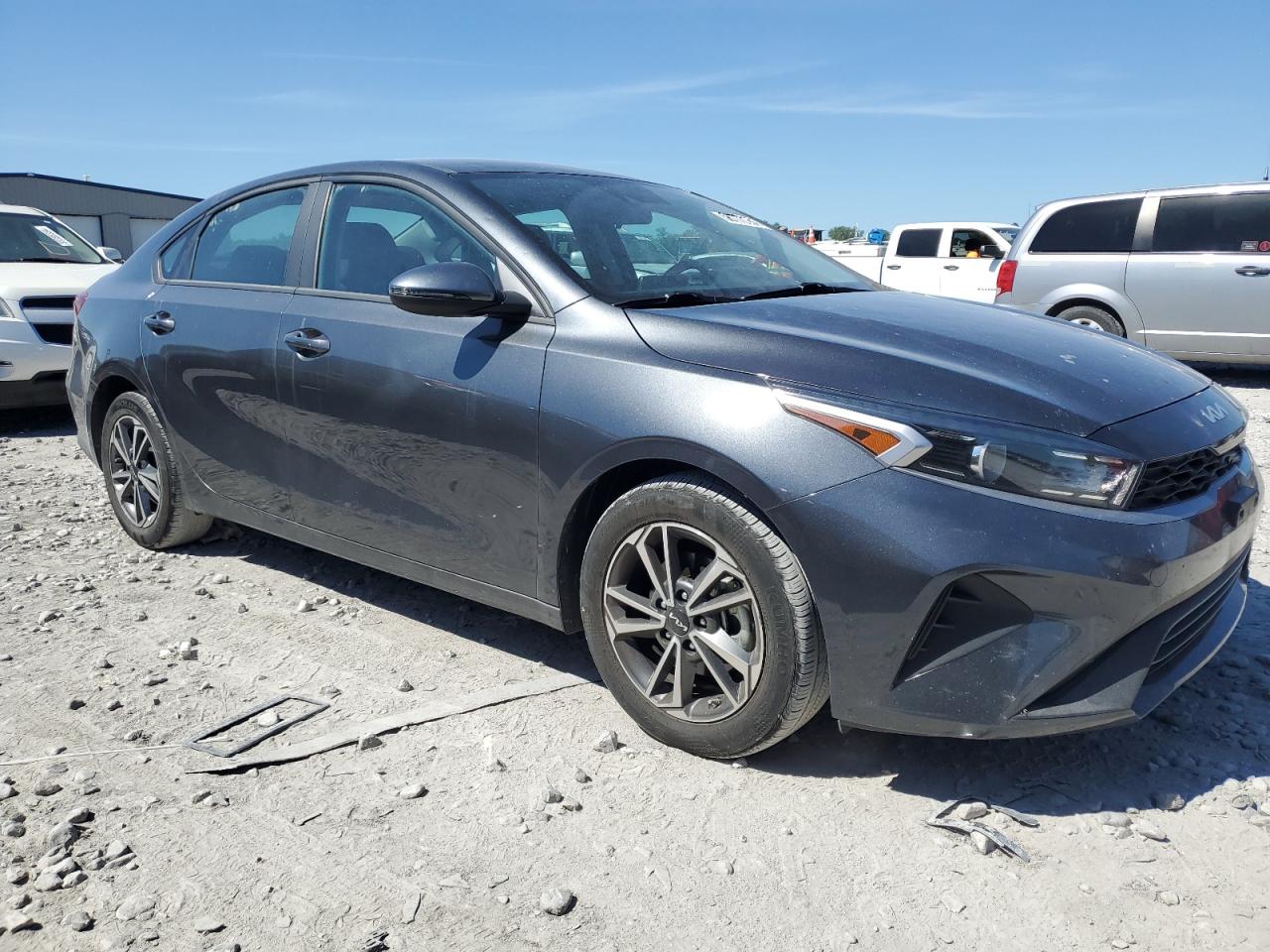 2022 KIA FORTE FE VIN:3KPF24AD6NE445337