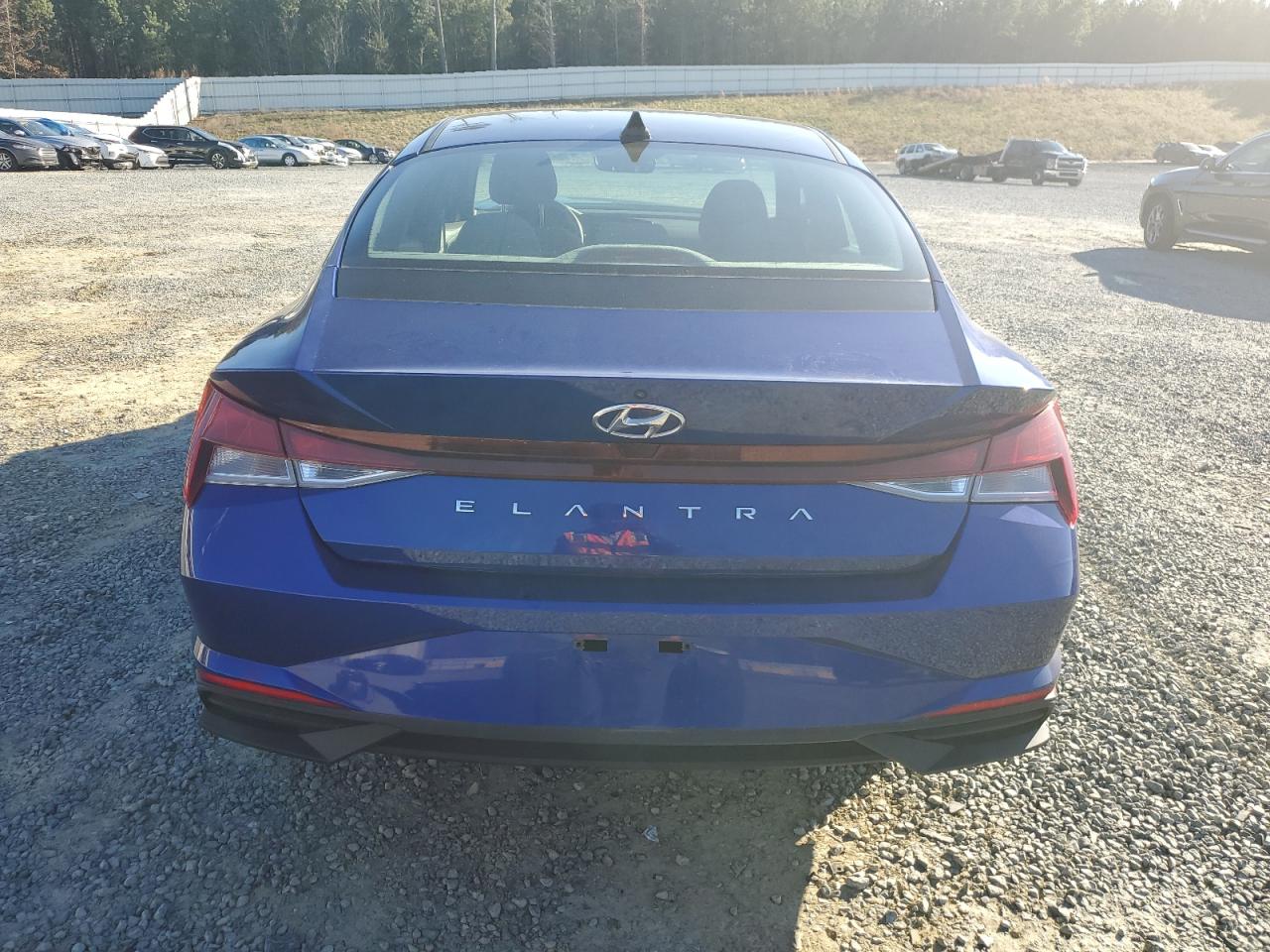 2022 HYUNDAI ELANTRA SEL VIN:5NPLM4AG9NH058641