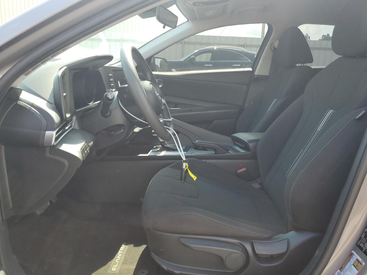 2023 HYUNDAI ELANTRA SEL VIN:KMHLM4AG2PU469657
