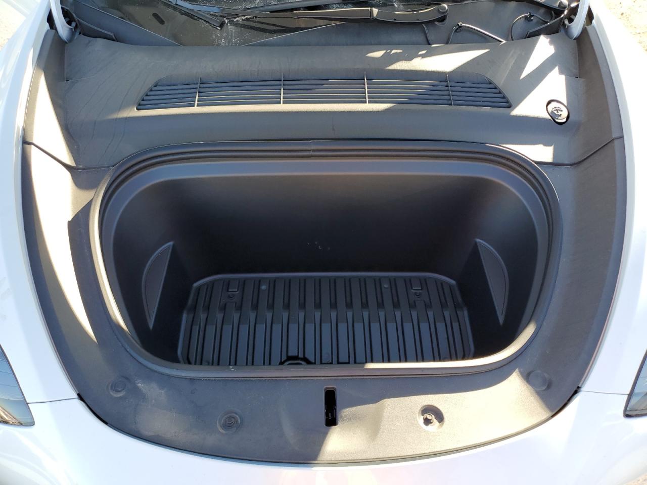 2023 TESLA MODEL Y  VIN:7SAYGDEF7PF793069