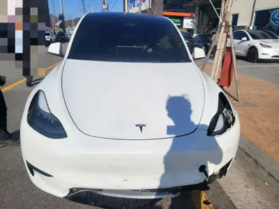2023 Tesla Model Y VIN: