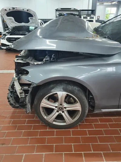 2018 Mercedes-Benz E 220 WDDZF0EB7JA450990 VIN:WDDZF0EB7JA450990