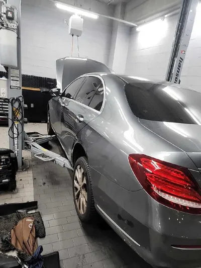 2018 Mercedes-Benz E 300 WDDZF4KB6JA413294 VIN:WDDZF4KB6JA413294