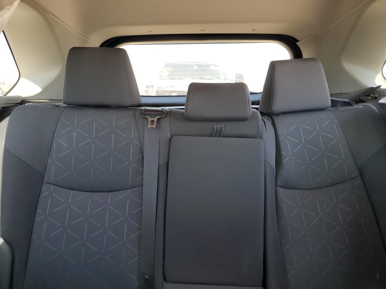 2022 TOYOTA RAV4 XLE VIN:JTMRWRFV9ND158057