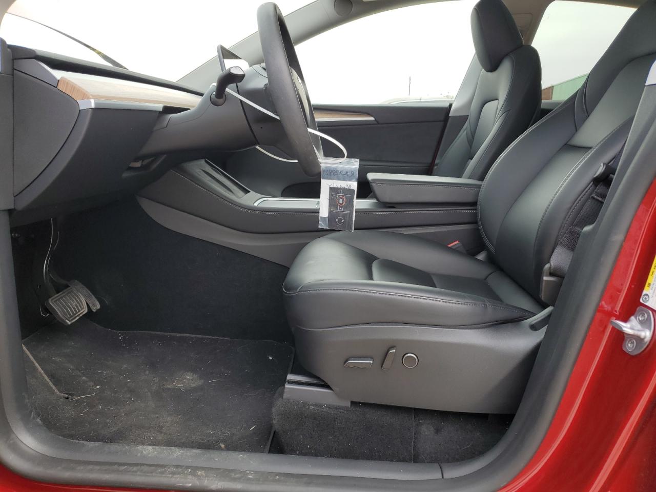 2024 TESLA MODEL Y  VIN:7SAYGDEE9RA228829