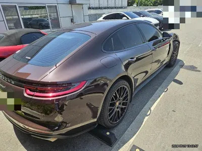 2020 Porsche Panamera VIN:
