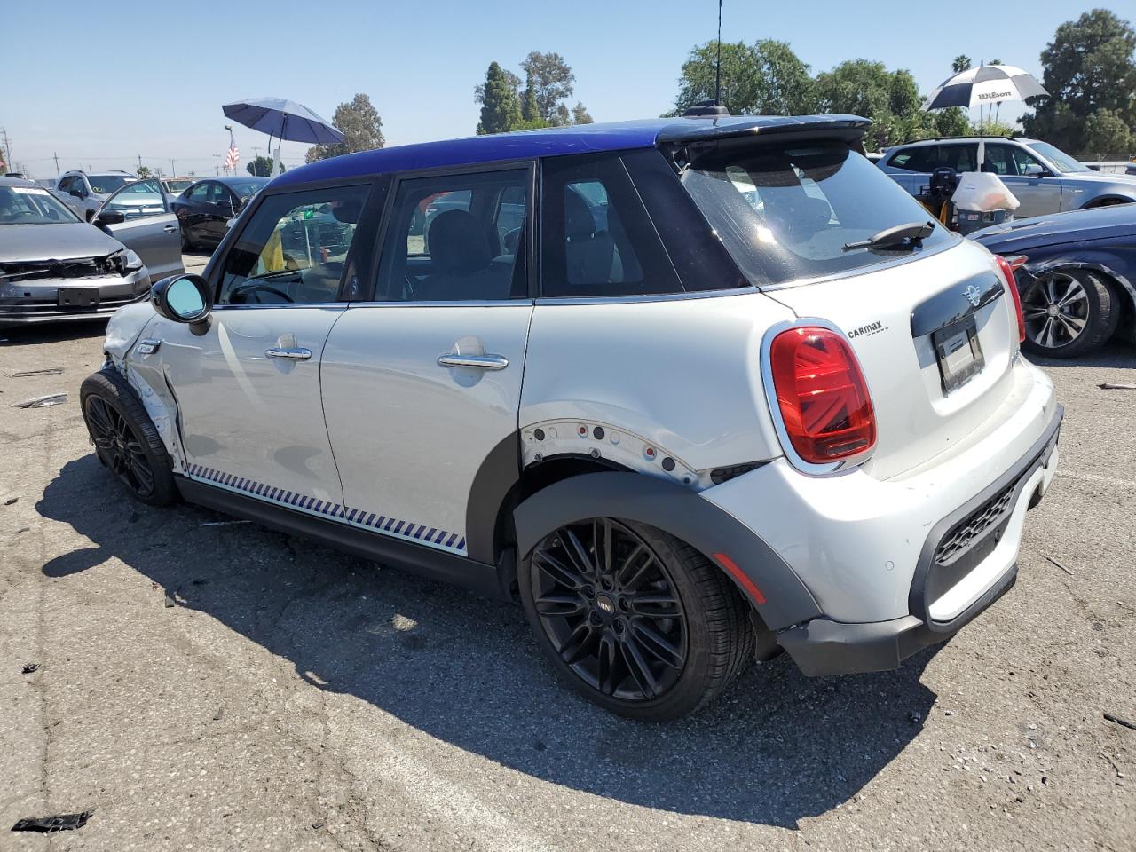 2022 MINI COOPER S VIN:WMW53DK03N2S29072