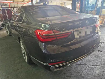 2018 BMW 750 VIN: