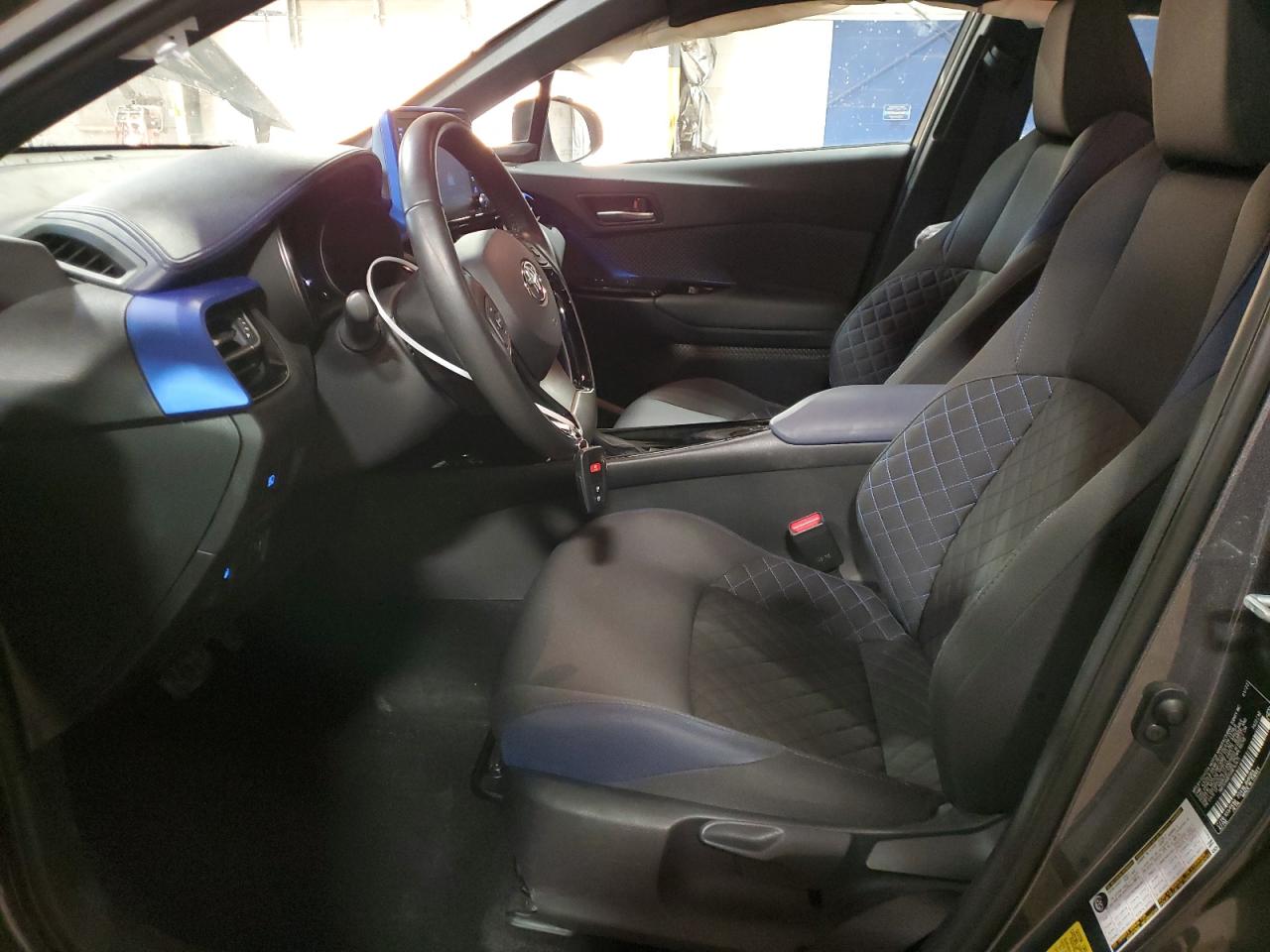 2022 TOYOTA C-HR XLE VIN:NMTKHMBX6NR143475