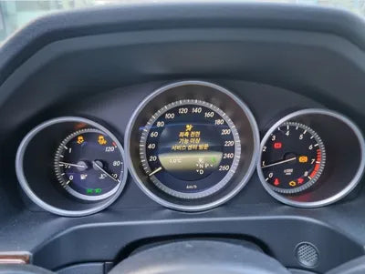 2015 Mercedes-Benz E 300 VIN: