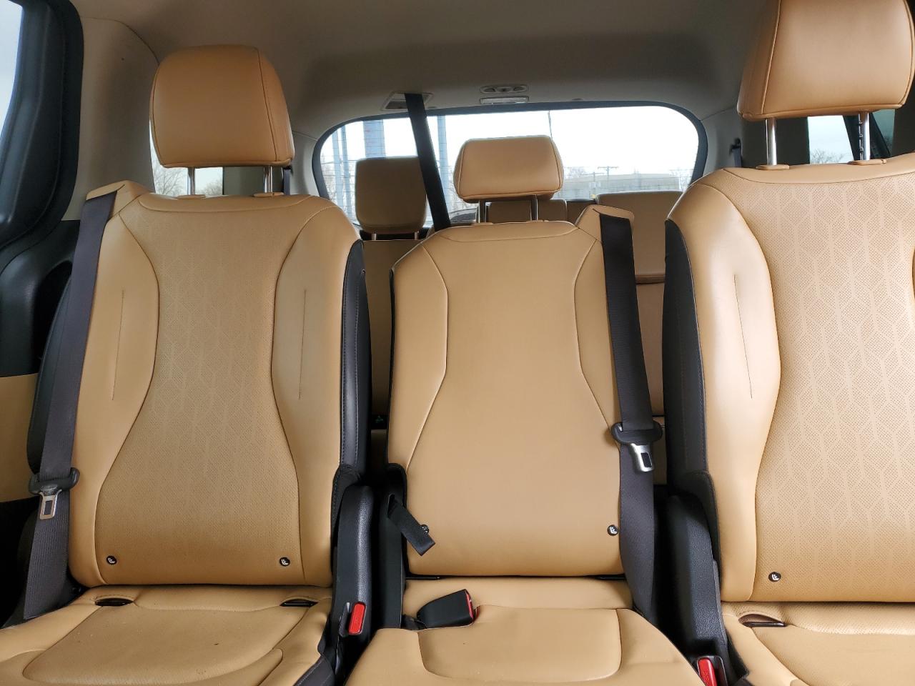2024 KIA CARNIVAL LX VIN:KNDNB4H35R6351292