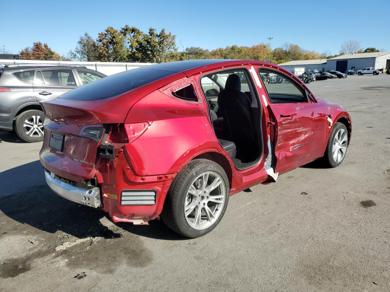 2024 TESLA MODEL Y  VIN:7SAYGAEE8RF026436