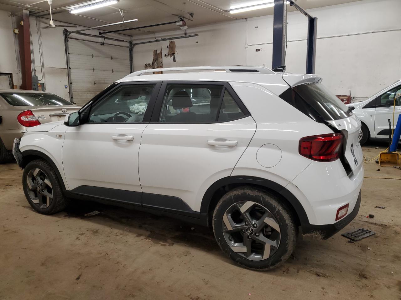 2022 HYUNDAI VENUE SEL VIN:KMHRC8A38NU142713
