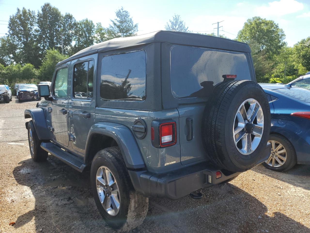 2022 JEEP WRANGLER UNLIMITED SAHARA VIN:1C4HJXEG5NW174021