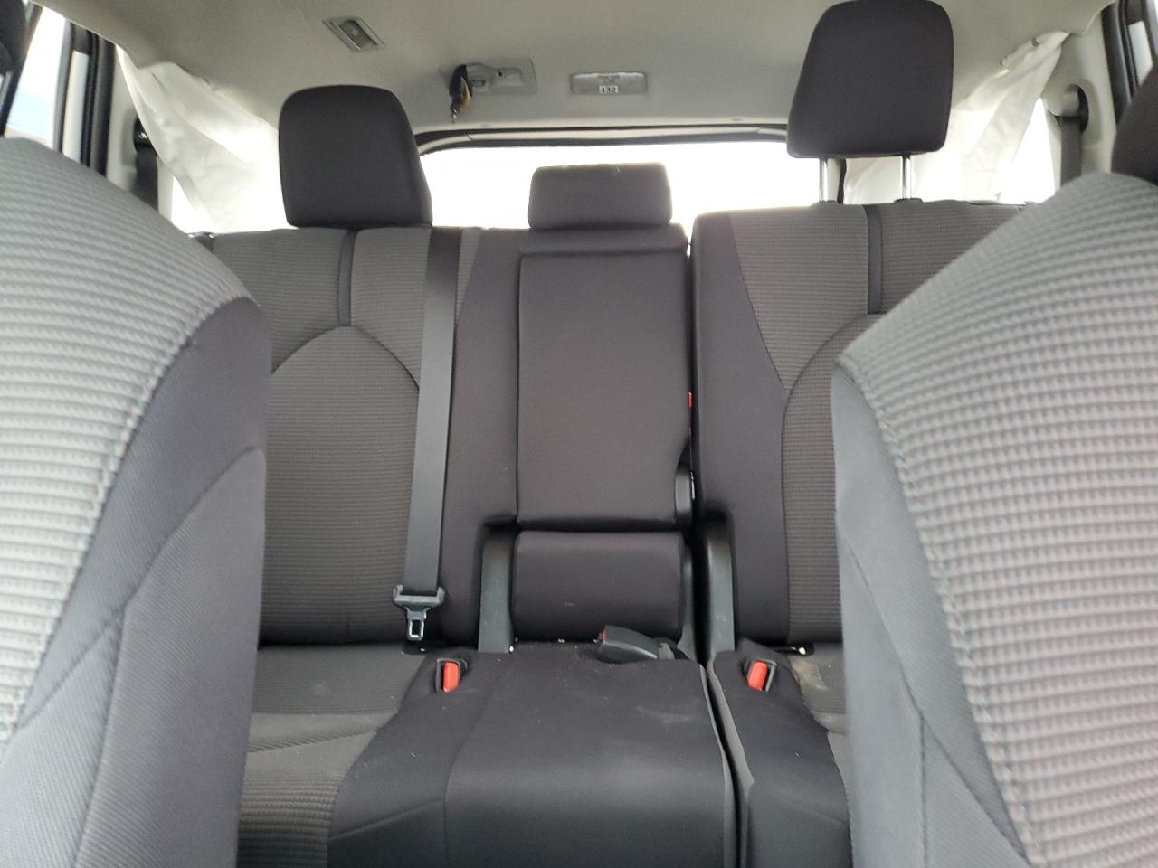 2024 TOYOTA HIGHLANDER LE VIN:5TDKDRAHXRS050484