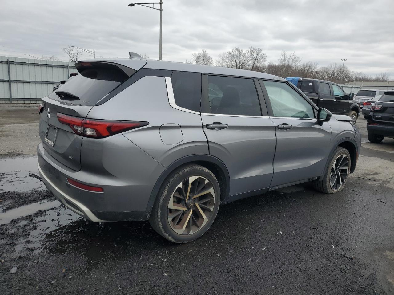 2022 MITSUBISHI OUTLANDER SE VIN:JA4J4UA89NZ039073