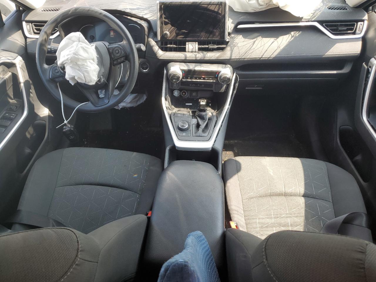 2023 TOYOTA RAV4 XLE VIN:4T3RWRFV9PU108636