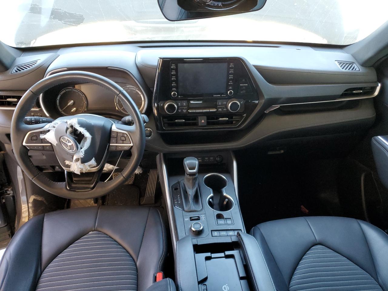 2022 TOYOTA HIGHLANDER XSE VIN:5TDLZRBH1NS250023