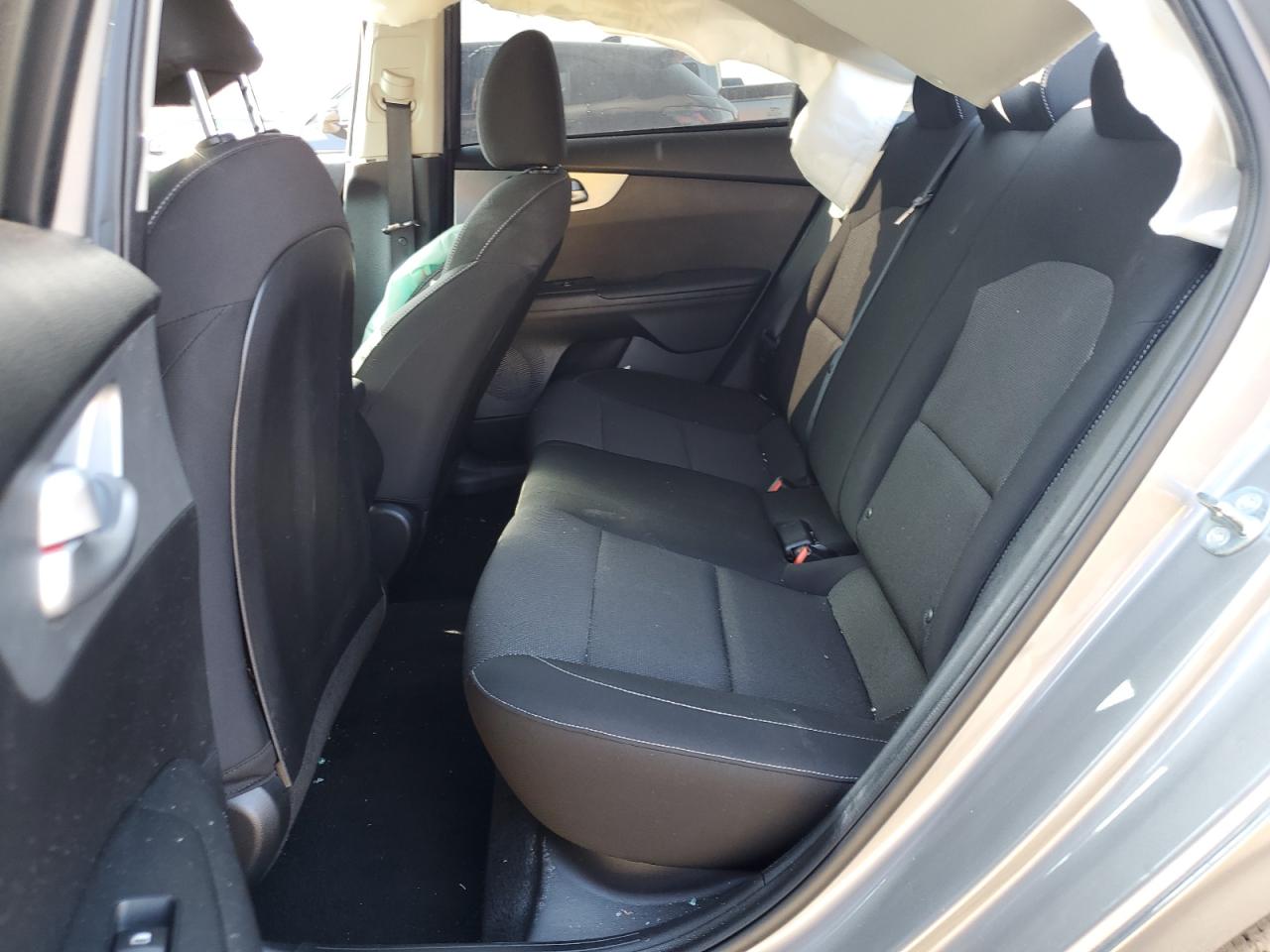 2023 KIA FORTE LX VIN:3KPF24AD8PE622862