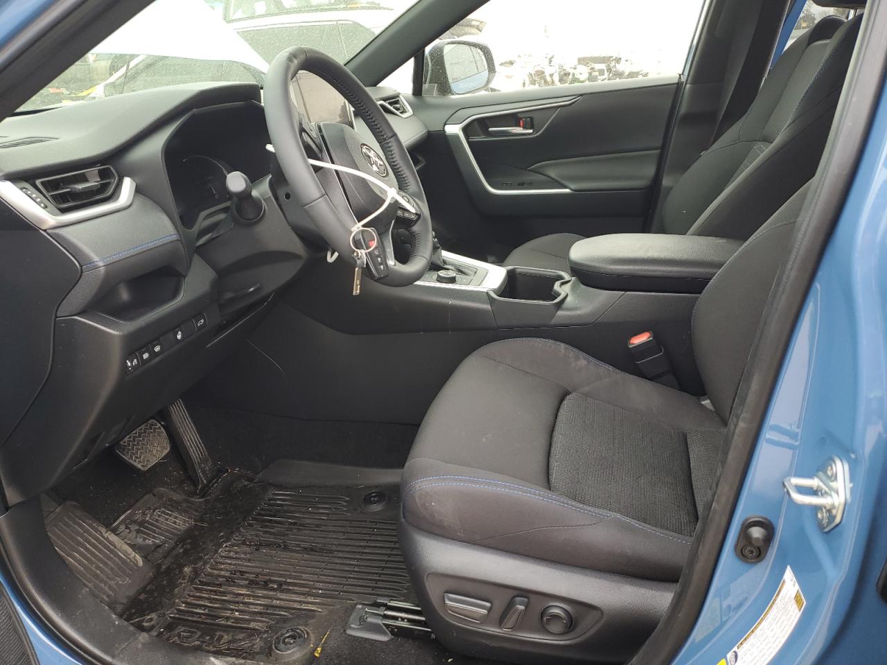 2024 TOYOTA RAV4 SE VIN:JTM16RFV7RD137629