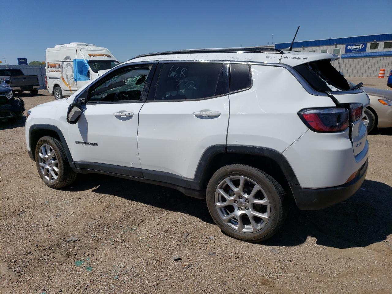 2022 JEEP COMPASS LATITUDE LUX VIN:3C4NJDFB4NT186638
