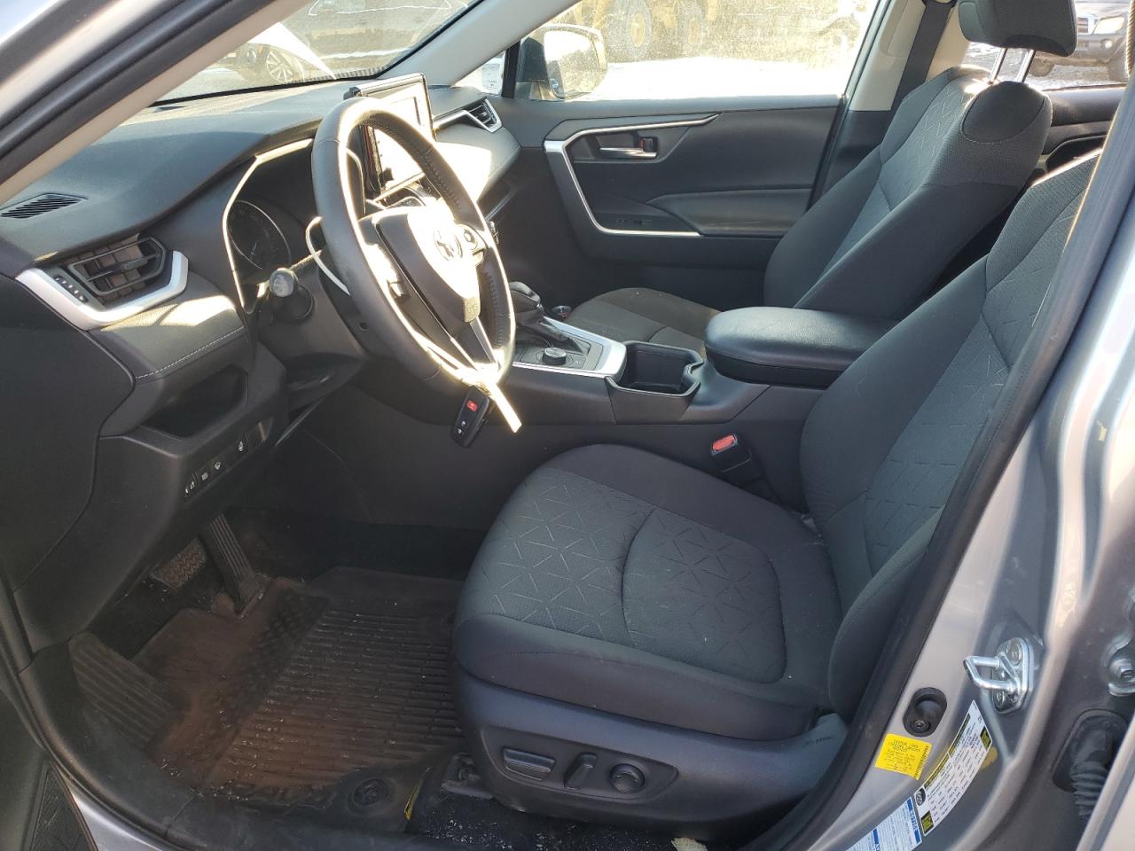 2022 TOYOTA RAV4 XLE VIN:4T3RWRFV3NU058779
