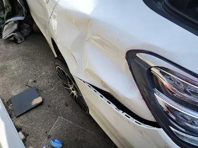 2017 Mercedes-Benz C 200 VIN: