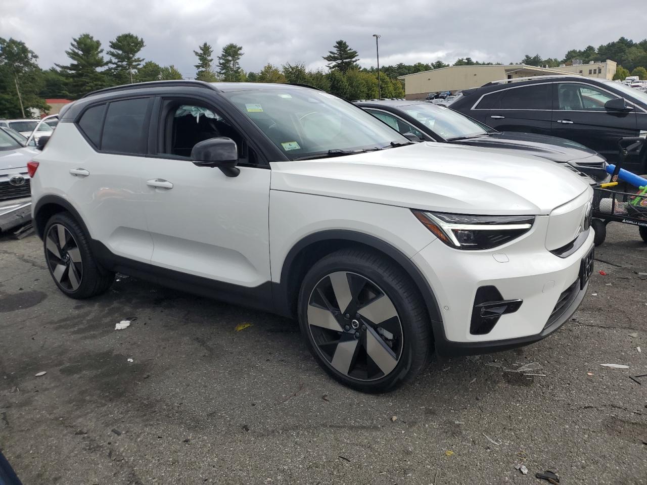 2024 VOLVO XC40 RECHARGE ULTIMATE VIN:YV4ER3XM1R2293945