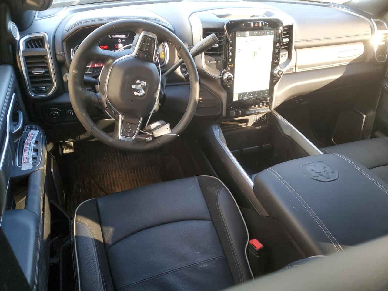 2024 RAM 3500 LARAMIE VIN:3C63RRJL2RG377865