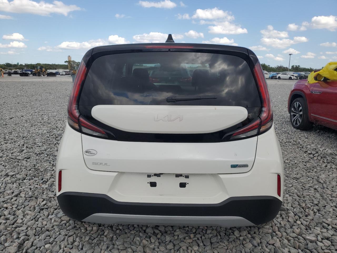 2024 KIA SOUL EX VIN:KNDJ33AU1R7237020