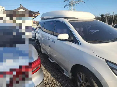 2015 Kia Carnival VIN: