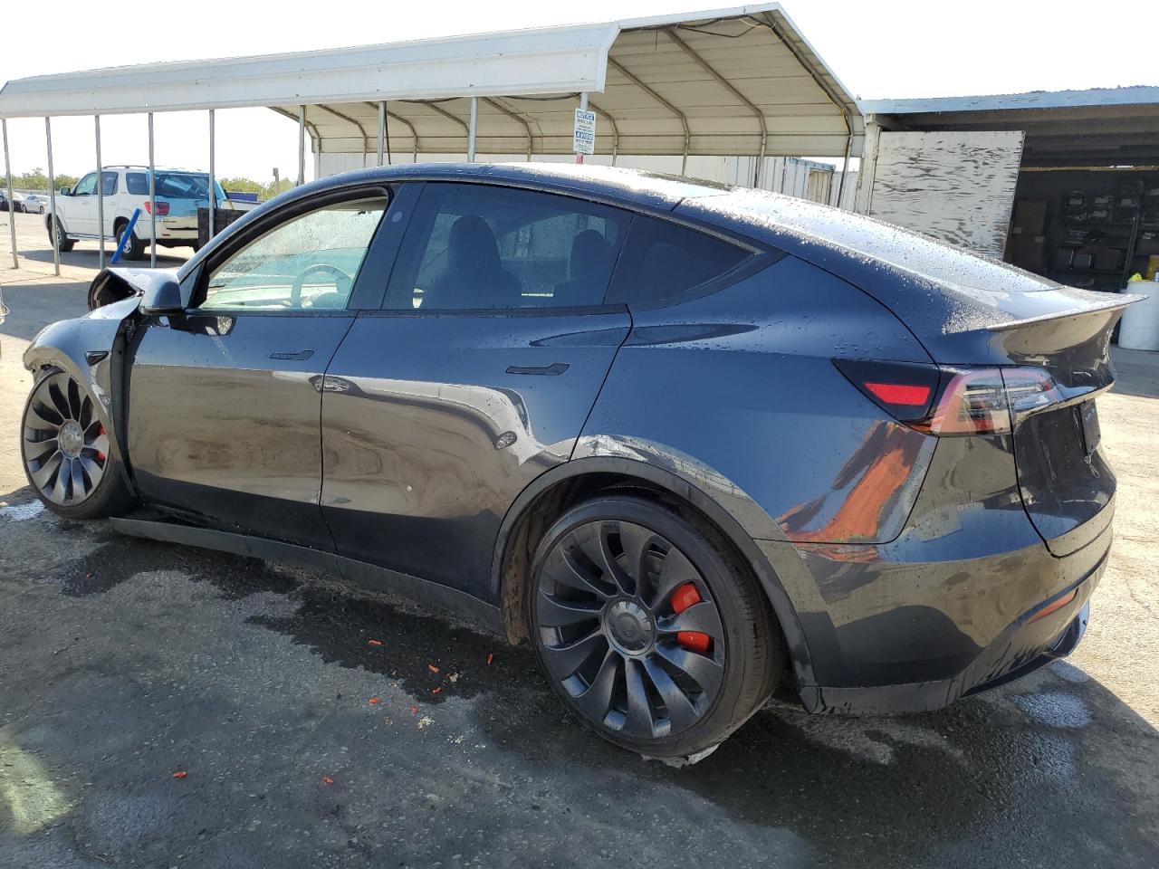 2024 TESLA MODEL Y  VIN:7SAYGDEF2RF082060